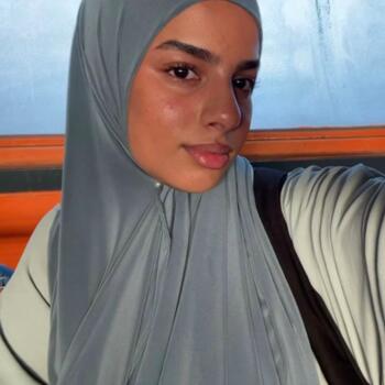 Babysitter in Duisburg: Amira