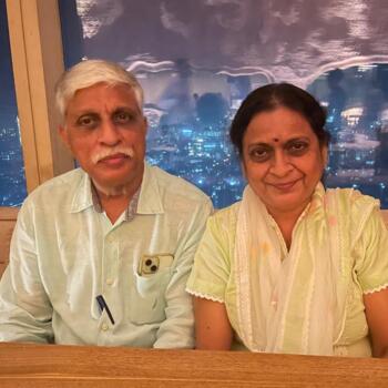 Δουλειά για babysitter στην περιοχή Βομβάη: δουλειά φύλαξης παιδιών Mala