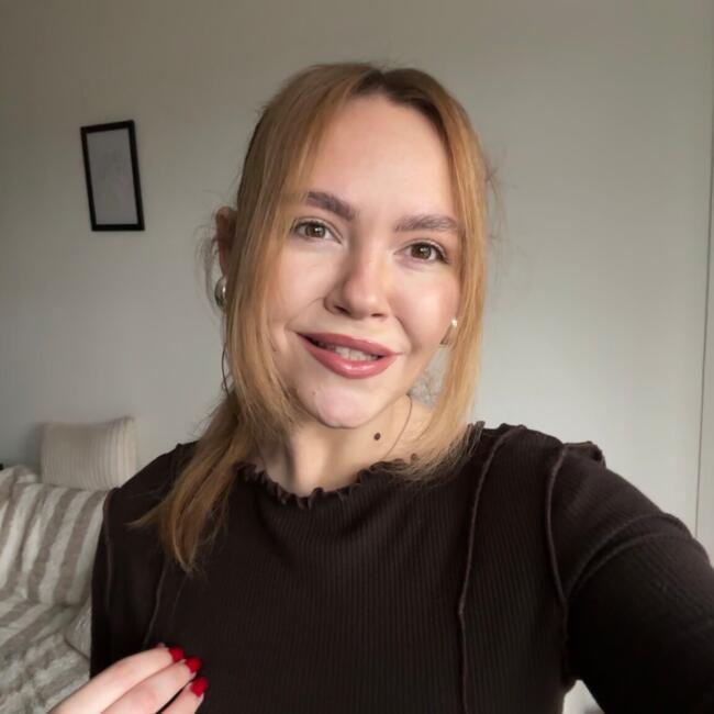 Babysitter in Westerham: Lauren