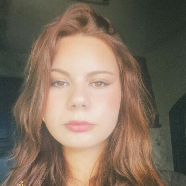 Babysitter in Coimbra: Izabela