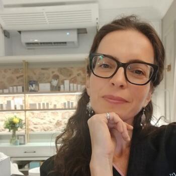 Babysitter στην περιοχή Αθήνα: Ioulia