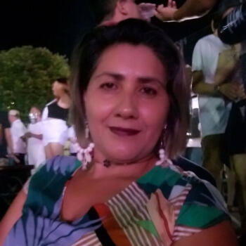 Babá em Maringá: Naura