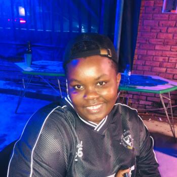Babysitter Krugersdorp: Pfumelani