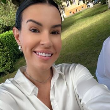 Babysitter in Athens: Mihaela