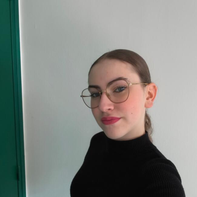 Babysitter in Saint-Grégoire: Lorenna