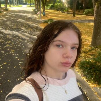 Babysitter in Cornelius (Oregon): Olivia