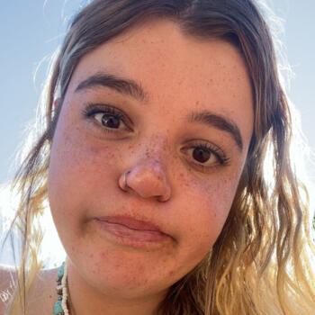 Babysitter in Hamilton: Kaylee-Jane