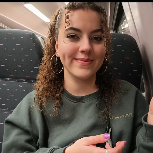 Babysitter in Braine-l'Alleud: Eni