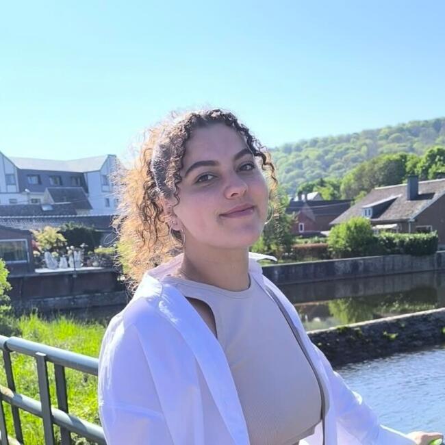 Babysitter in Braine-l'Alleud: Eni