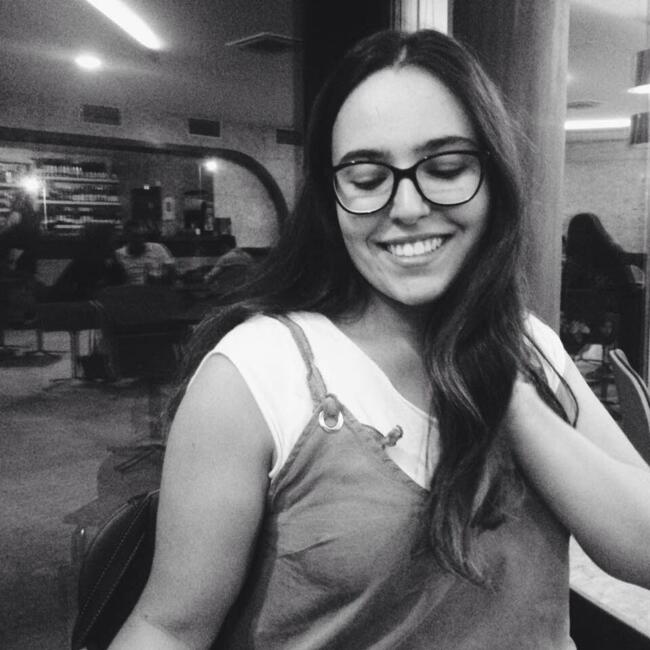 Babysitter in Viseu: Carolina