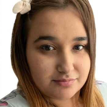Babysitter in Albi: Laurine