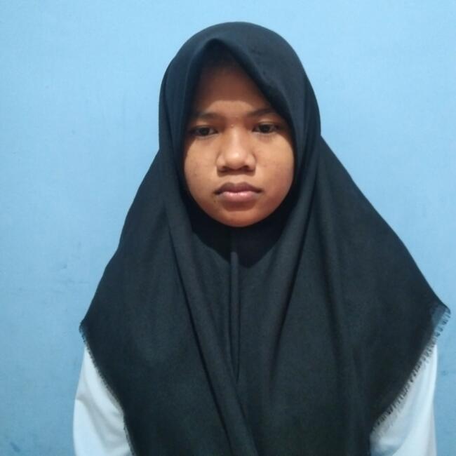 Babysitting job in Lombok Island: RAHMA DWI OKTAVIA