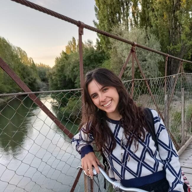 Babysitter in La Plata: Priscila