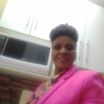 Nanny Roodepoort: Celiwe
