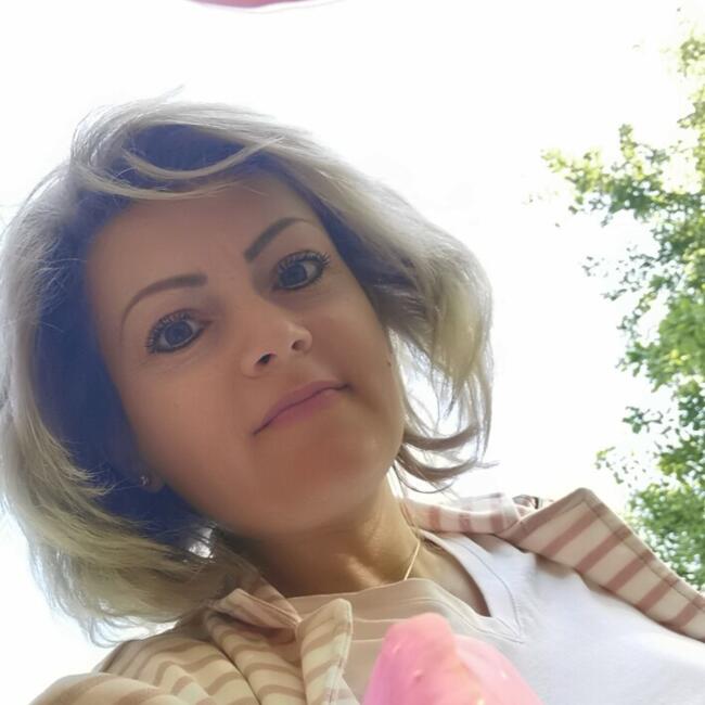 Bonă în București: Madalina