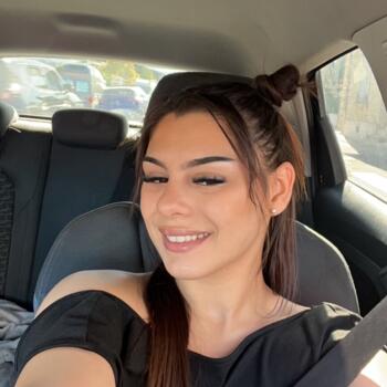 Babysitter in Reims: Julie-Anne