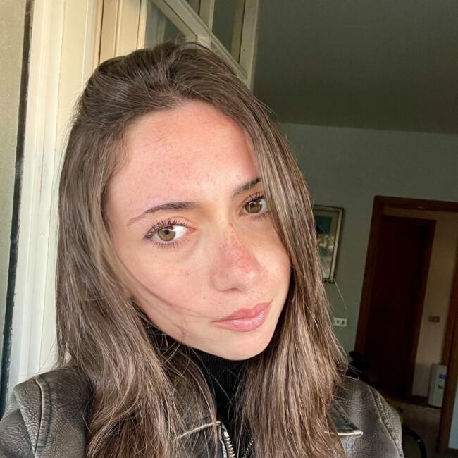 Babysitter a Camaiore: Anna