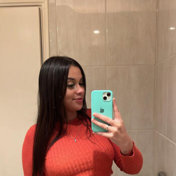 Babysitter Guarujá: Júlia