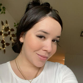 Baby-sitter in Embrach: Laura