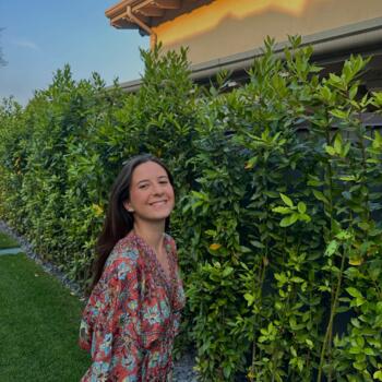 Babysitter in Villa Guardia: Sofia