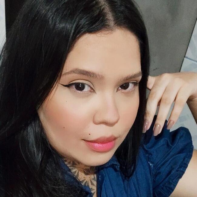 Babá em Manaus: Paloma Nascimento