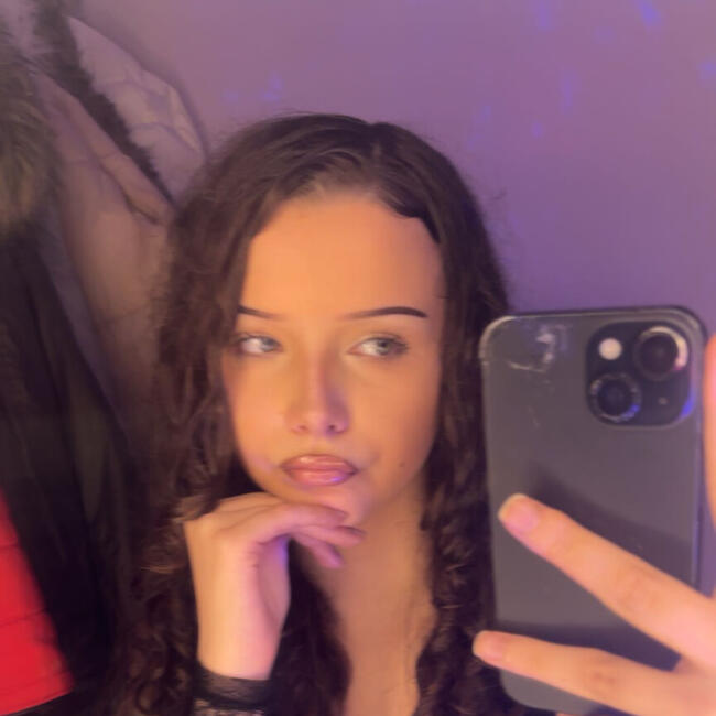 Babysitter in Nottingham: Poppy