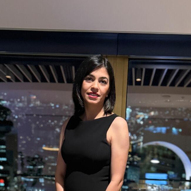 Babysitter in Sydney: Shima