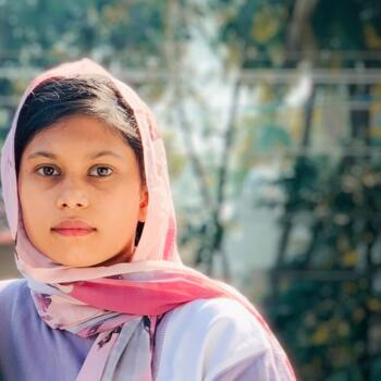 Babysitting job in Cobham: babysitting job Shahana