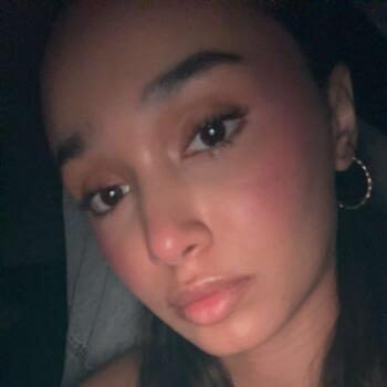 Babysitter in Thorold: Lynn