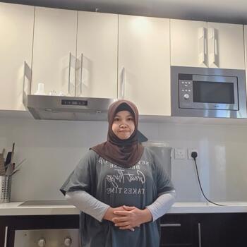 مربية أطفال في الرياض: Dini