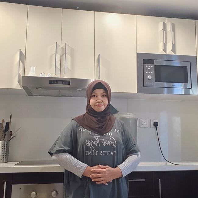 مربية أطفال في الرياض: Dini