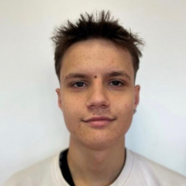 Babysitter in Zunzgen: Leonit