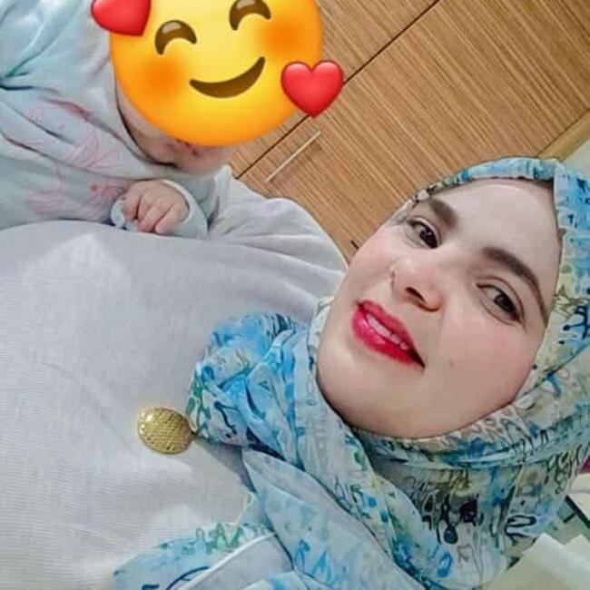 Nounou à Tanger: كريمة