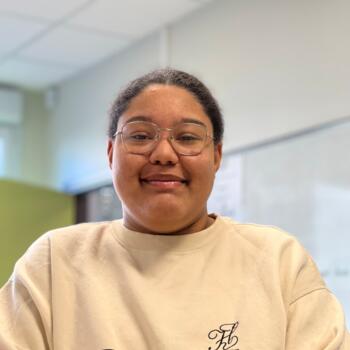 Babysitter in Clermont-Ferrand: Camille