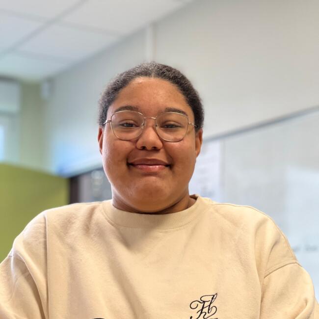 Babysitter in Clermont-Ferrand: Camille