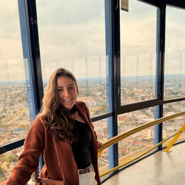 Babysitter in São Paulo: Suelen