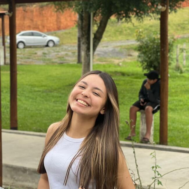 Babysitter in Itapevi: Laura