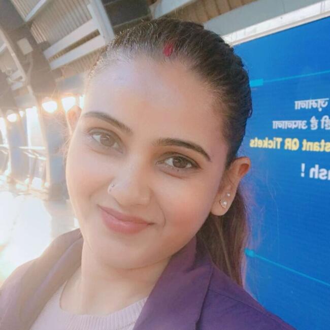 Babysitter in Delhi: Narendra