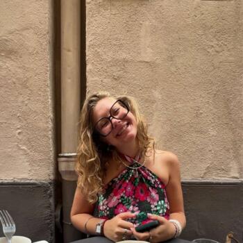 Babysitter in Saint-Laurent-de-la-Salanque: Janice