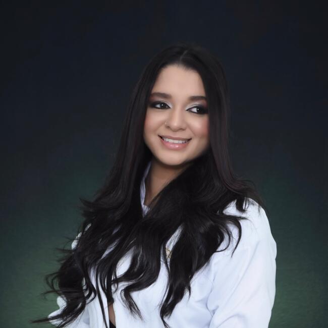 Babysitter in Barueri: Ana