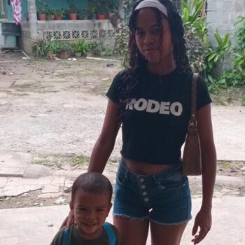 Trabajo para niñera en Panamá: trabajo de niñera Yaillyn