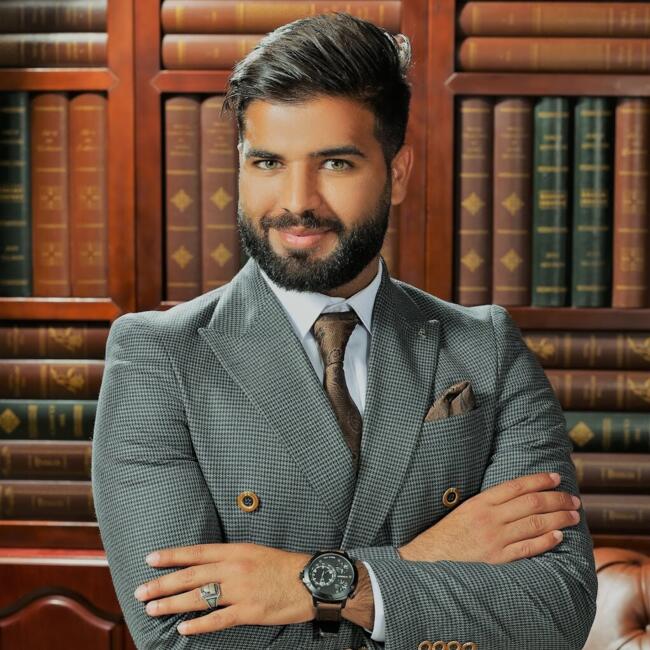 وظيفة جليسة أطفال في Jazīrat Abū Z̧aby: Mohannad