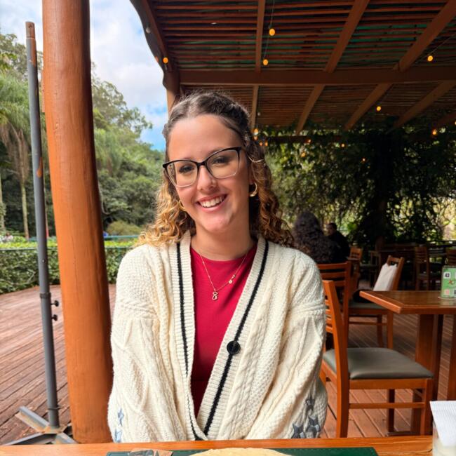 Babysitter in São Paulo: Giovanna