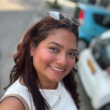 Babysitter in Helmond: María Camila