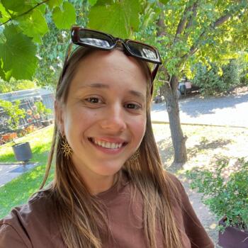 Babysitter in Gold Coast: Delfi