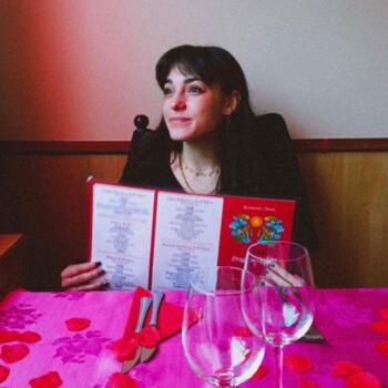 Babysitter in Genval: Julia