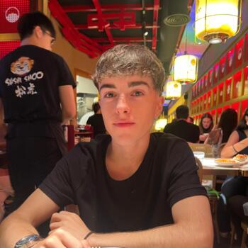 Babysitter in Rivas-Vaciamadrid: Raul