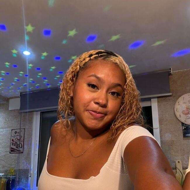 Nanny in Málaga: Madeleine Meneses