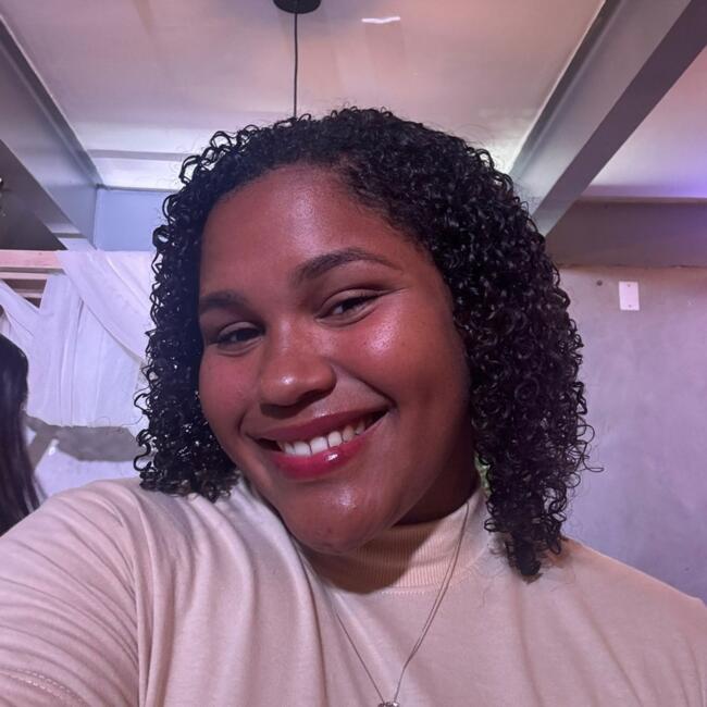 Babysitter in Rio das Ostras: Juliana