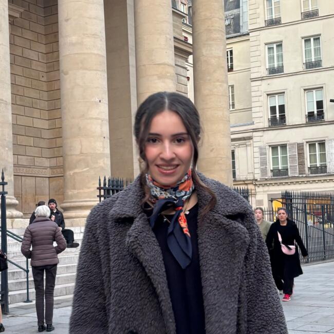 Babysitter in Saint-Denis: Hamama